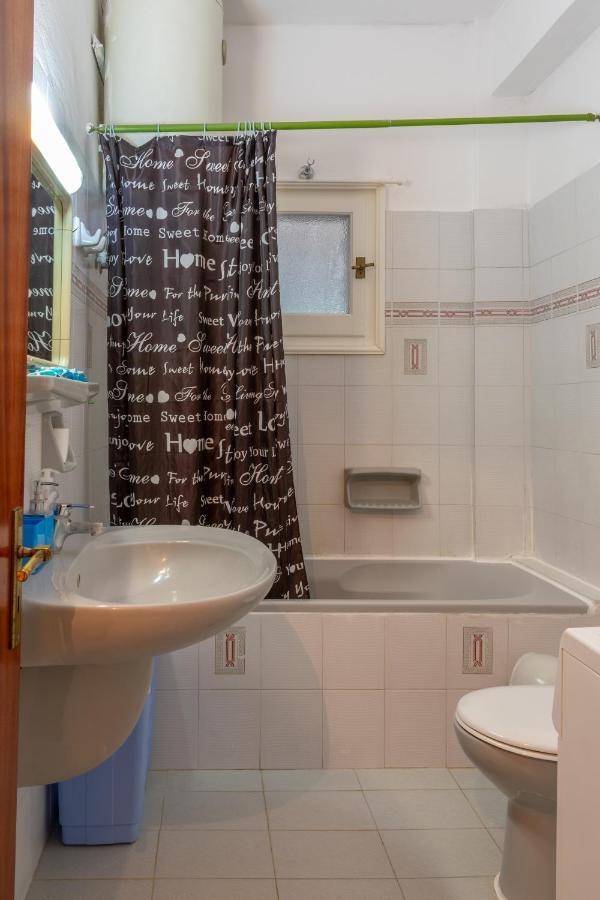 אכיליון Villa Emily מראה חיצוני תמונה